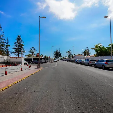 Olga, Playa Del Ingles Maspalomas (Gran Canaria)