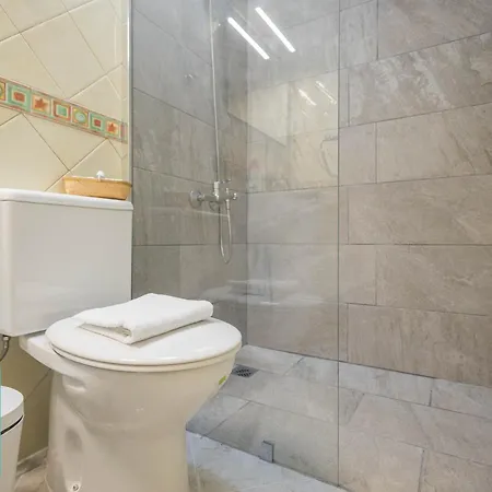 Olga, Playa Del Ingles